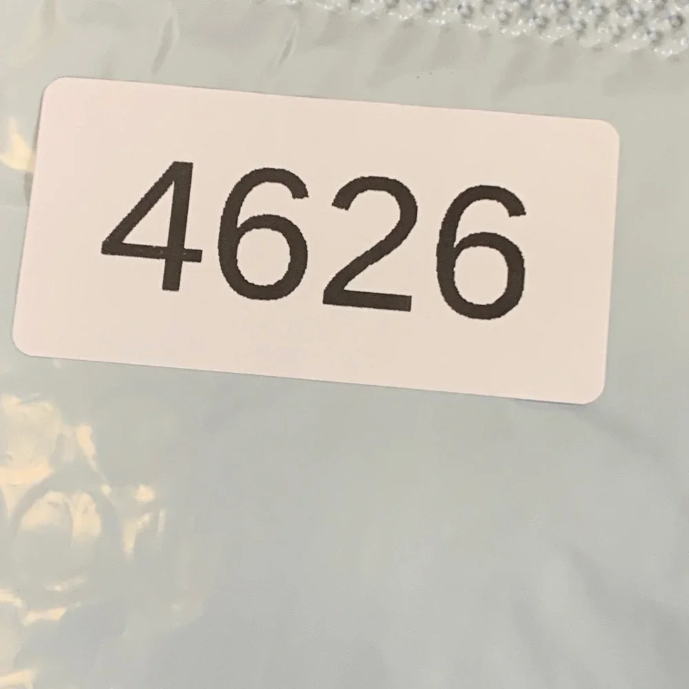 Unbranded polished gold